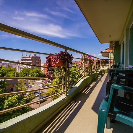 Guest House ,, Ekaterina" Nesebar Exterior photo