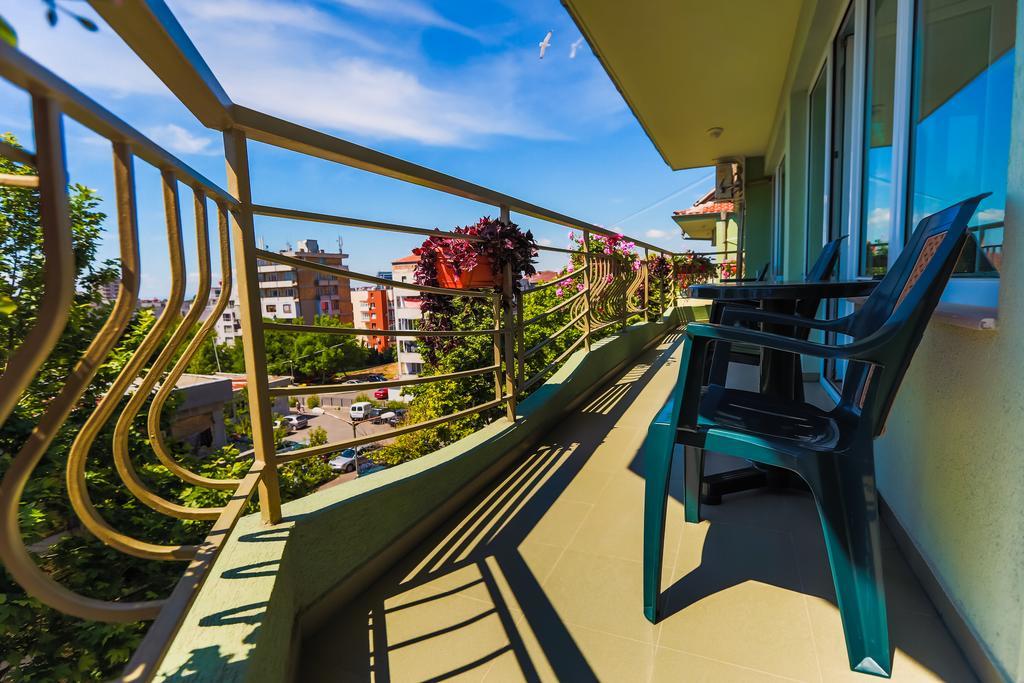 Guest House ,, Ekaterina" Nesebar Exterior photo
