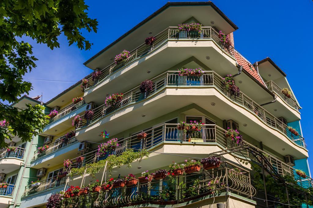 Guest House ,, Ekaterina" Nesebar Exterior photo